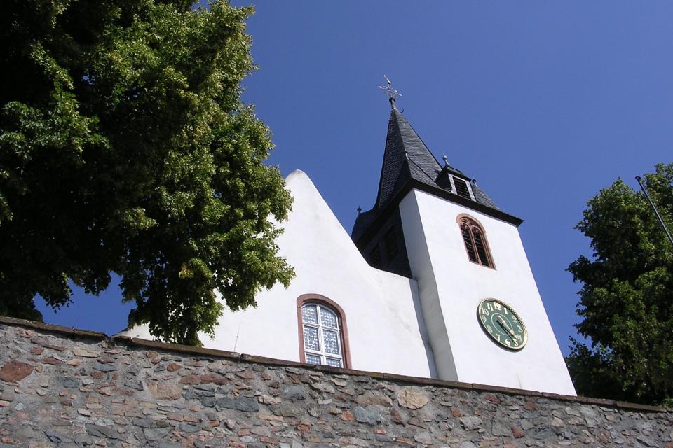 Die evangelische Bergkirche in Zwingenberg ist eines der ältesten noch erhaltenen Bauwerke der Stadt.