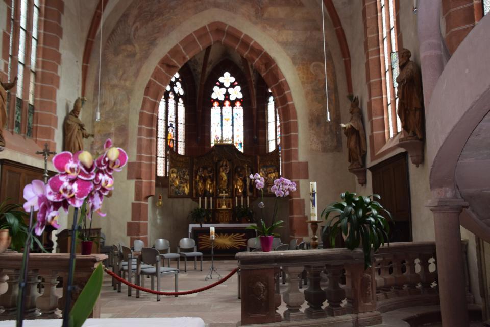 Die Karmeliterklosterkirche Mariae Verkündigung wurde um 1400 zusammen mit dem Kloster errichtet.