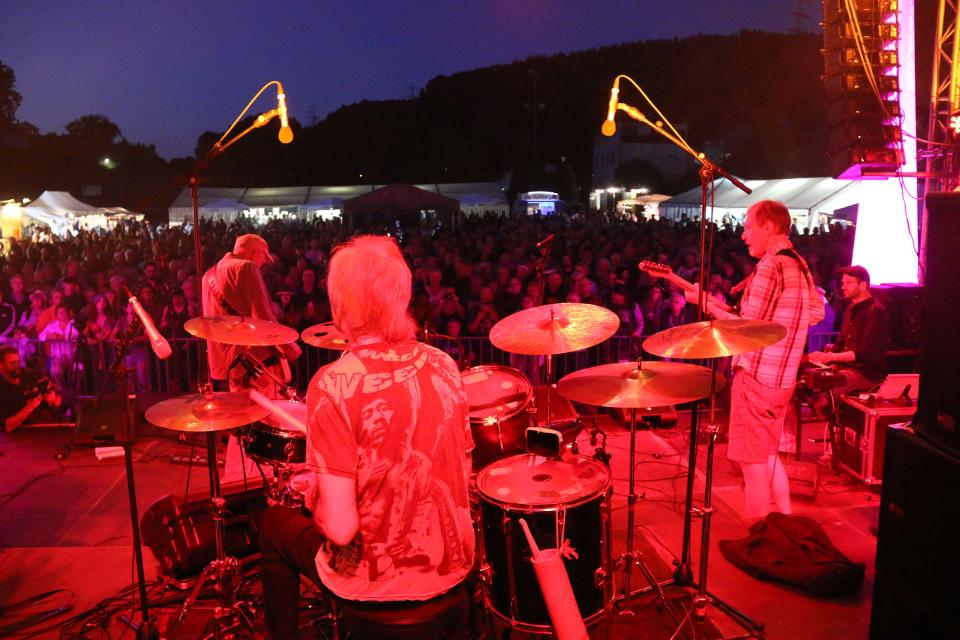 Das Krautrock-Festival - liebevoll “Finki” genannt - im Herzen des Odenwaldes ist ein echter Geheimtipp für alle Musikbegeisterte, die ein Wochenende im Geiste von Woodstock verbringen wollen. 