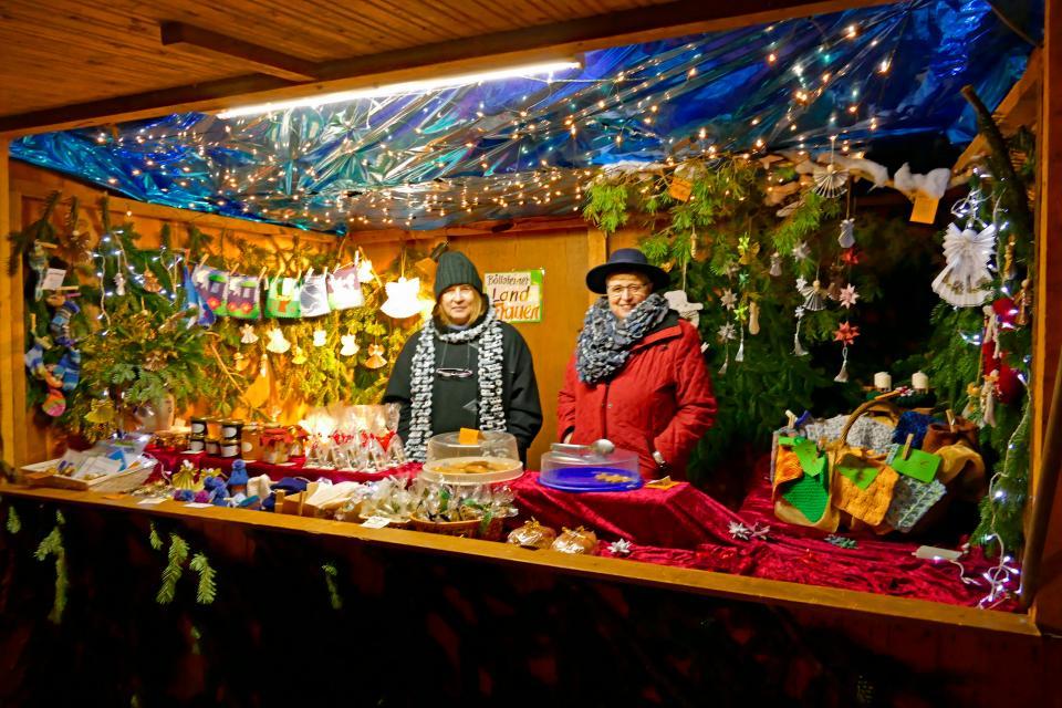 Der Stand der Landfrauen auf dem Brombachtaler Weihnachtsmarkt.