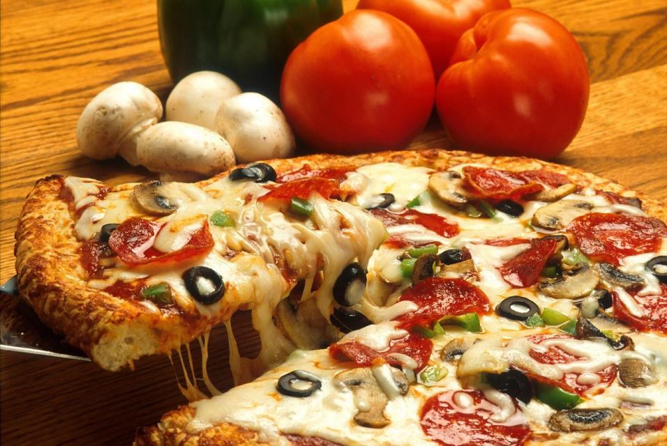 Das Ristorante Pizzeria Tre Sorelle bietet seine Köstlichkeiten auch zur Selbstabholung an. Ein Lieferservice direkt zu Ihnen nachhause ist ebenfalls möglich. Bestellungen werden unter 06071-7395267 entgegen genommen.