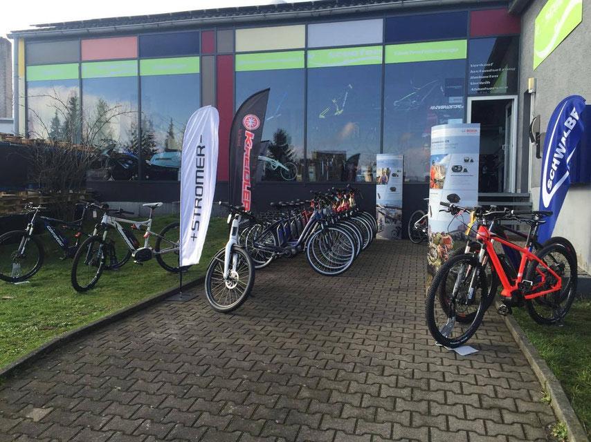 Ihr lokaler Fahrrad Spezialist in Groß-Umstadt und Höchst, der Region Dieburg und Umgebung für eBikes, Scooter und Fahrräder. Wir bieten Ihnen die größte eBike Auswahl im Odenwald.