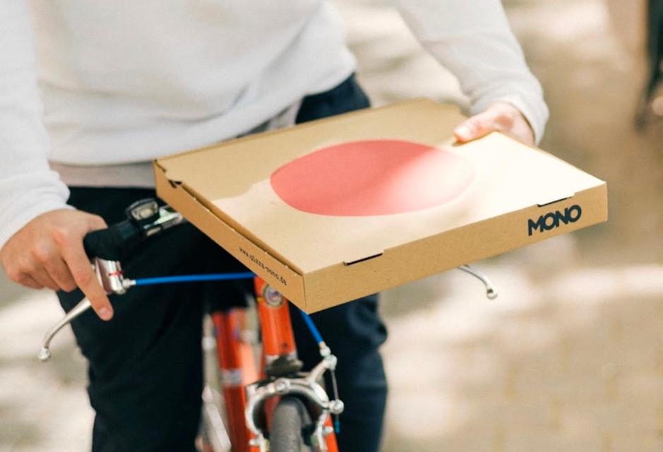 Pizzeria Mono – einfach gute Pizza aus dem Steinofen. Alle Speisen können auch direkt mitgenommen oder über den Lieferdienst bestellt werden.