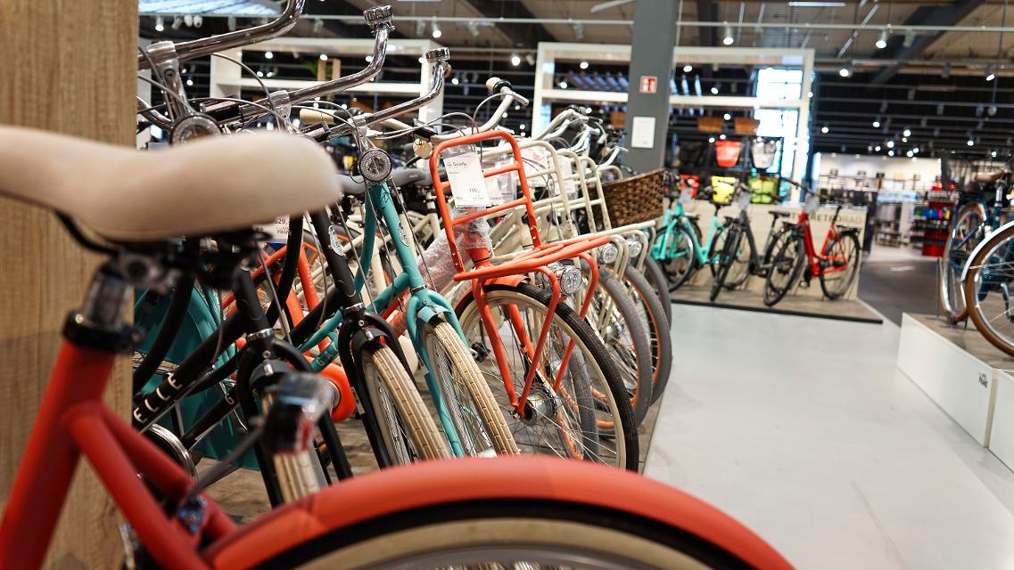 Großes Fahrrad-Kaufhaus für Fahrräder, E-Bikes und Zubehör.