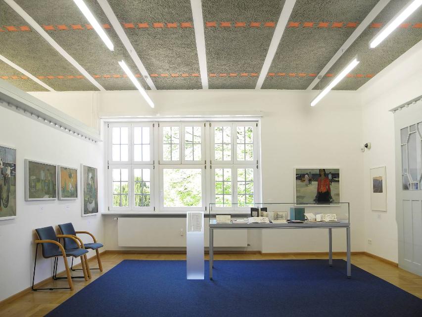 Am 1. September 2022 würde Heidy Stangenberg-Merck 100 Jahre alt werden. Anlässlich dieses Jubiläums würdigt das MSTM in seiner neuen Sonderschau in der dritten Etage des „Hauses auf der Höhe“ den Lebensweg der Malerin, in einen neuen chronologischen und thematischen Kontext eingebunden.