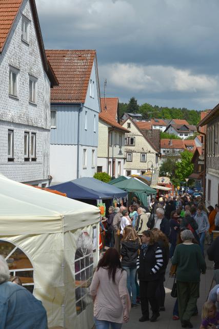 Hammelbach lädt ein zum alljährlichen - bereits zur Tradition gewordenen - Straßenfest an Fronleichnam!!!
