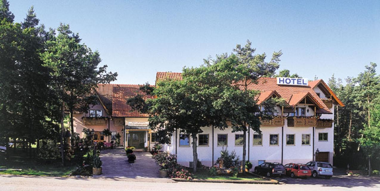 Ruhig gelegenes Hotel in Osterburken mit geschmackvoll eingerichteten Zimmern.