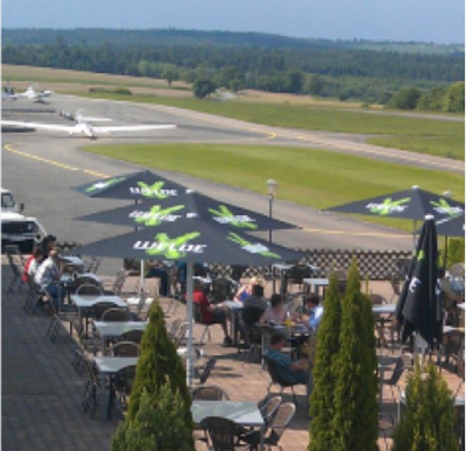 Der Flugplatz in Lohrbach ist nicht nur für Piloten und Flugbegeisterte ein lohnendes Ausflugsziel.