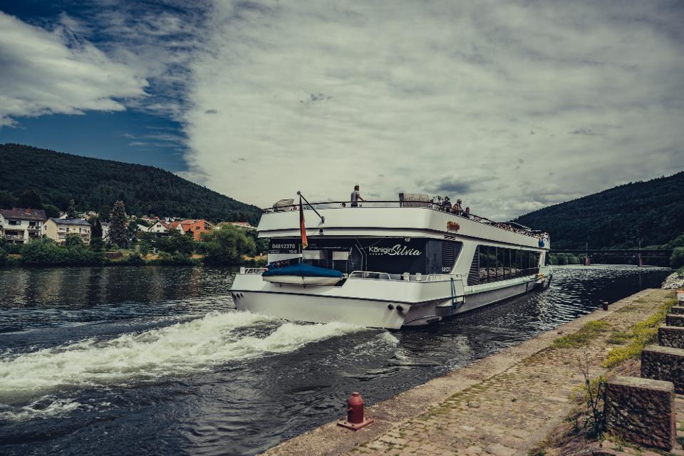 Tägliche Schifffahrten in Heidelberg, nach Neckargemünd & Neckarsteinach.