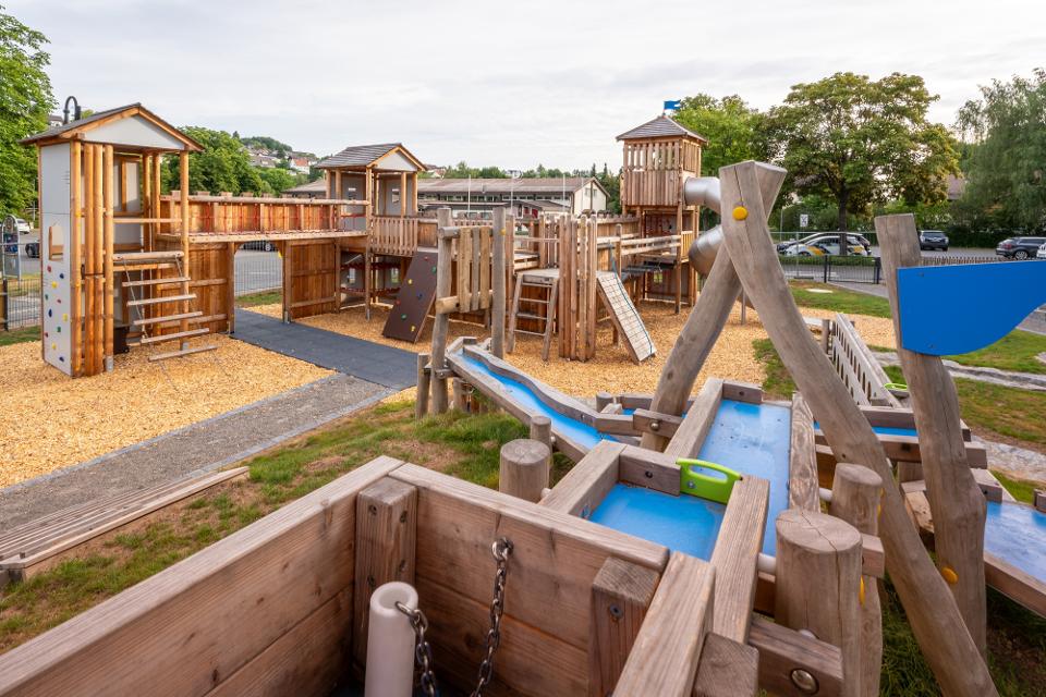 Ein in der Region einmaliger öffentlicher Spiel- und Unterhaltungswert für Jedermann - der Neptun - Römischer Wasser-Erlebnis Spielplatz in Osterburken.