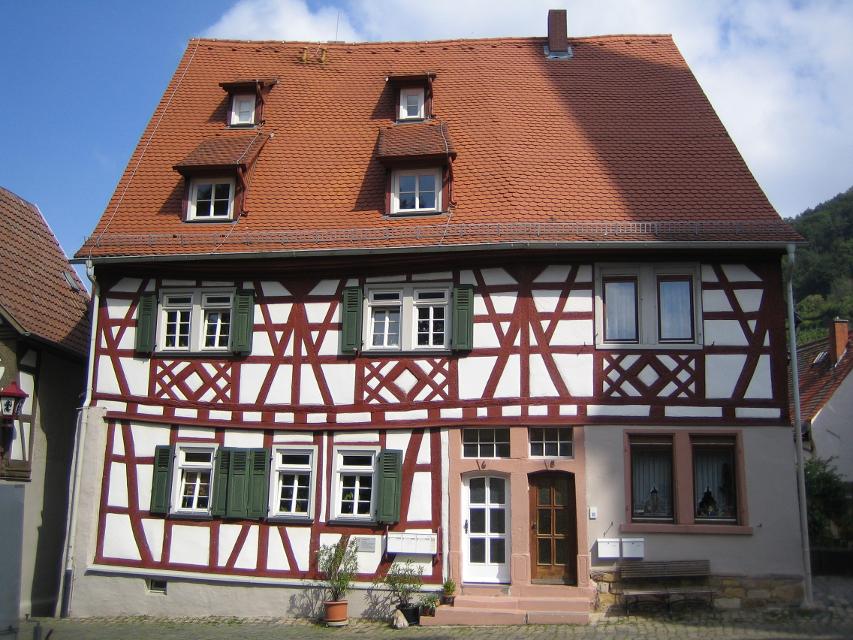 Erfahren Sie Wissenwertes zu den Fachwerkgebäuden in der Altstadt von Heppenheim.