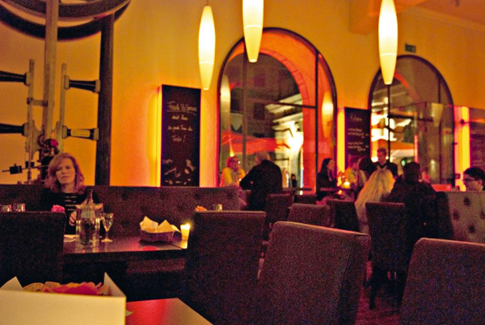 Stylish ambience, exclusive tapas cuisine and select wines.