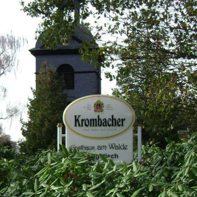 Die urgemütliche Gaststätte neben der Johanniskirche, im schönen Dorf Düshorn gelegen. Schauen Sie doch mal rein.