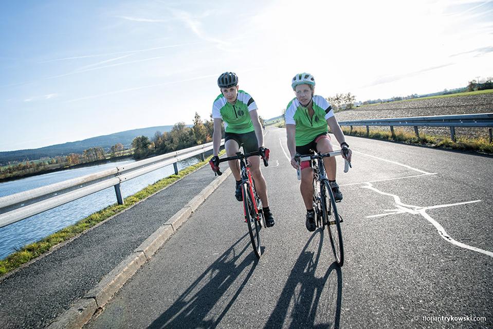 Die Rennradroute "Bis nach Eger und zurück" richtet sich mit einer Distanz von 72 Km an ambitionierte Rennradsportler.
                 title=