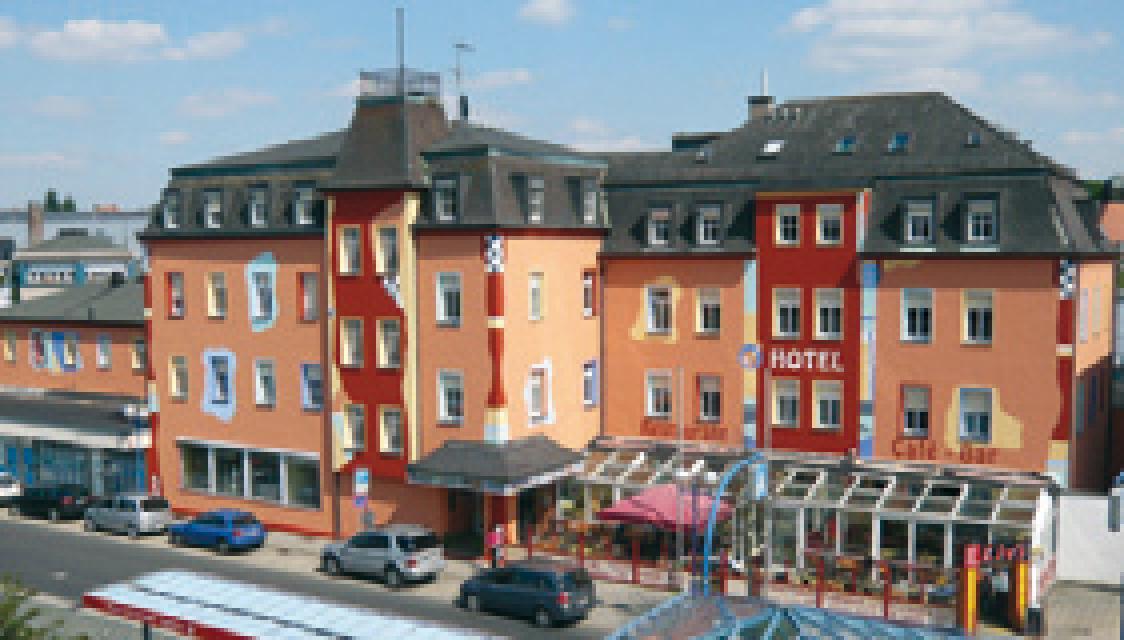 Herzlich Willkommen im Meister BÄR Hotel Marktredwitz!
                 title=