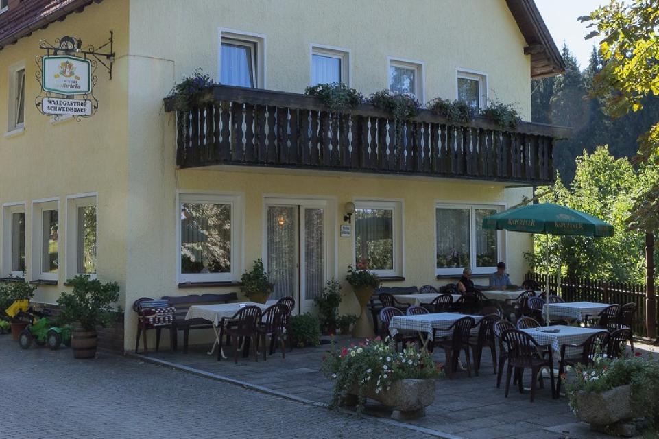 Unser Haus liegt romantisch und idyllisch zwischen dem Städtchen Gefrees und dem Heilklimatischen Kurort Bischofsgrün.