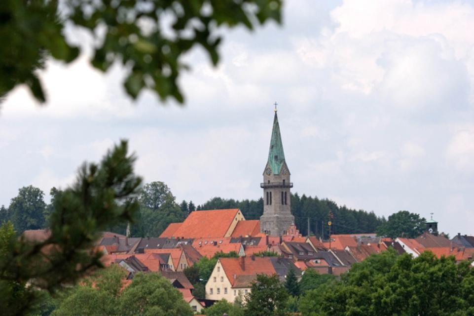 Besichtigen Sie die wunderschöne Pfarrkirche Mariä Himmelfahrt in Erbendorf!