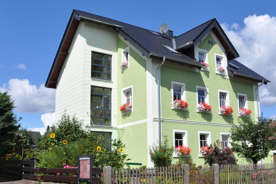 Ankommen, auspacken und wohlfühlen. Komplett renovierte und gemütlich eingerichtete Ferienwohnung im Herzen von Bad Alexandersbad