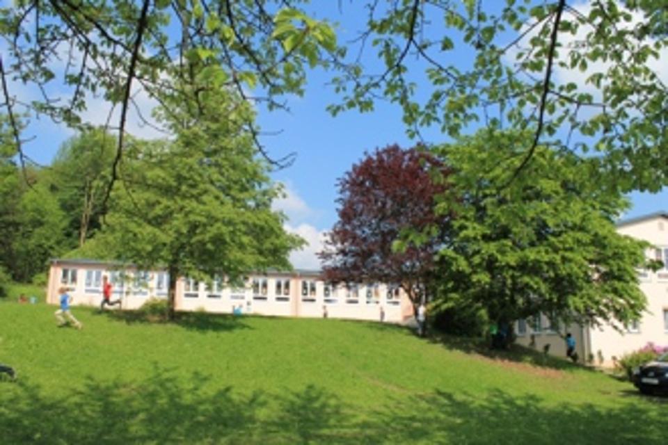 Zum Schulverband Thierstein-Höchstädt i. Fichtelgebirge gehören zwei Schulhäuser.