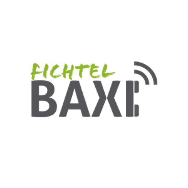 Das fichtelBAXI ist das bedarfsgerechte Mobilitäts-Angebot im Landkreis Wunsiedel i.Fichtelgebirge – es fährt nur, wenn es gebraucht wird und die Buchung der Fahrt funktioniert bequem per Telefon.