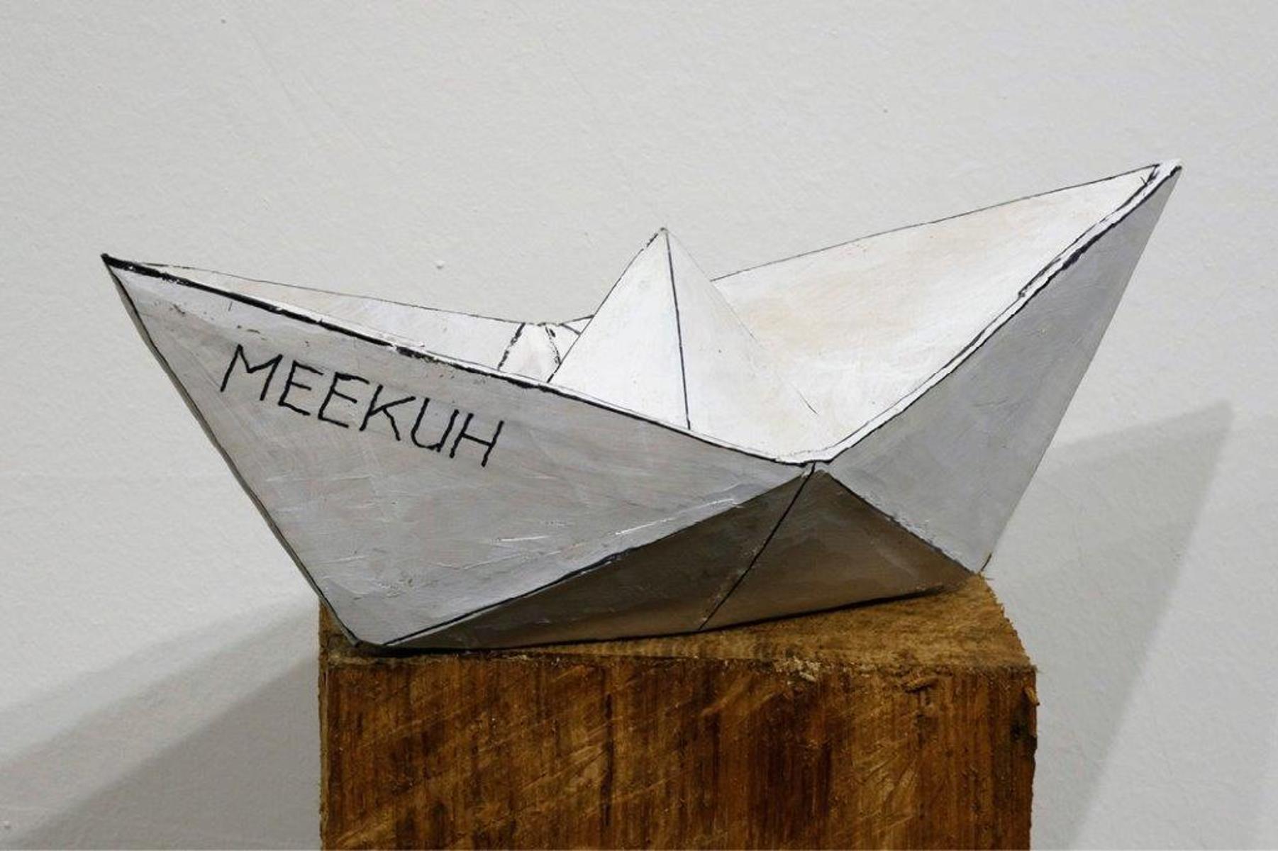 Kunstwerk Meekuh auf einer Säule
