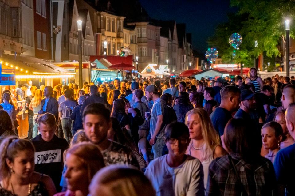 Die zauberhafte Bayreuther Innenstadt verwandelt sich in ein lebendiges Festgelände voller Freude und unvergesslicher Momente! Vom 05. bis 07. Juli erwartet Sie das 45. Bayreuther Bürgerfest. 