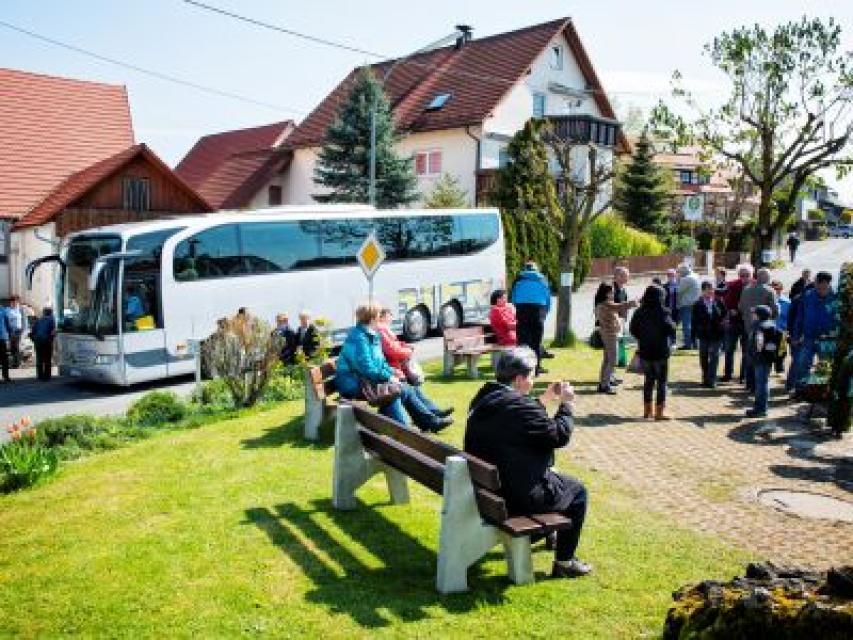 Busreisen & Reiseservice in Streitberg - Fahrten für bis zu 50 Personen