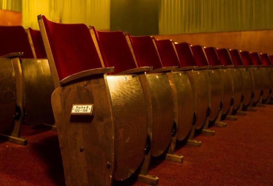 Das „KINTOPP Hollfeld“, ein Kino mit 170 Sitzplätzen und dem Charme und Flair der 60er-Jahre, ist seit Langem ein Begriff in der oberfränkischen Kulturszene. 
                 title=