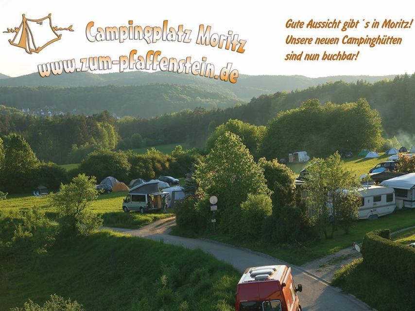 Naturnah Campen auf dem Höhencampingplatz!Unser idyllischer Campingplatz liegt auf den traumhaften Höhen der Fränkischen Schweiz in ruhiger Lage mit 4 km Entfernung nach Gößweinstein.Wir bieten einen großzügigen natürlich belassenen Platz für Zelte, Wohnwagen und Wohnmobile mit e...