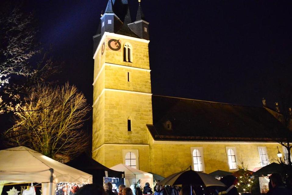 Weihnachtsmarkt im historischen Pfarrhof der Kirche in Memmelsdorf.                    Eintritt: Eintritt frei