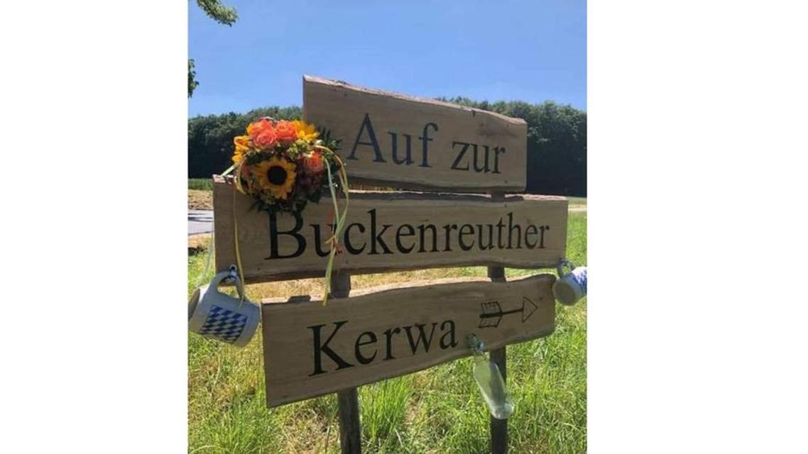 Vom 22.-24. Juni 2024 findet die traditionelle Buckenreuther Kirchweih statt. Alle aus nah und fern sind herzlich eingeladen.