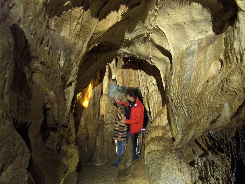 Geführte Höhlentour für Kinder