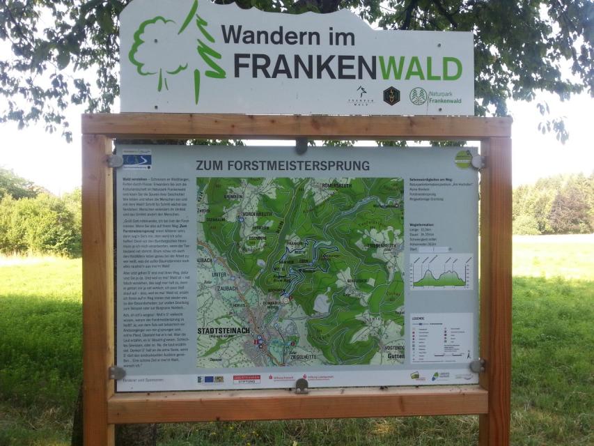 Startpunkt des 8,5 Kilometer langen FrankenwaldSteigla Zum Forstmeistersprung.