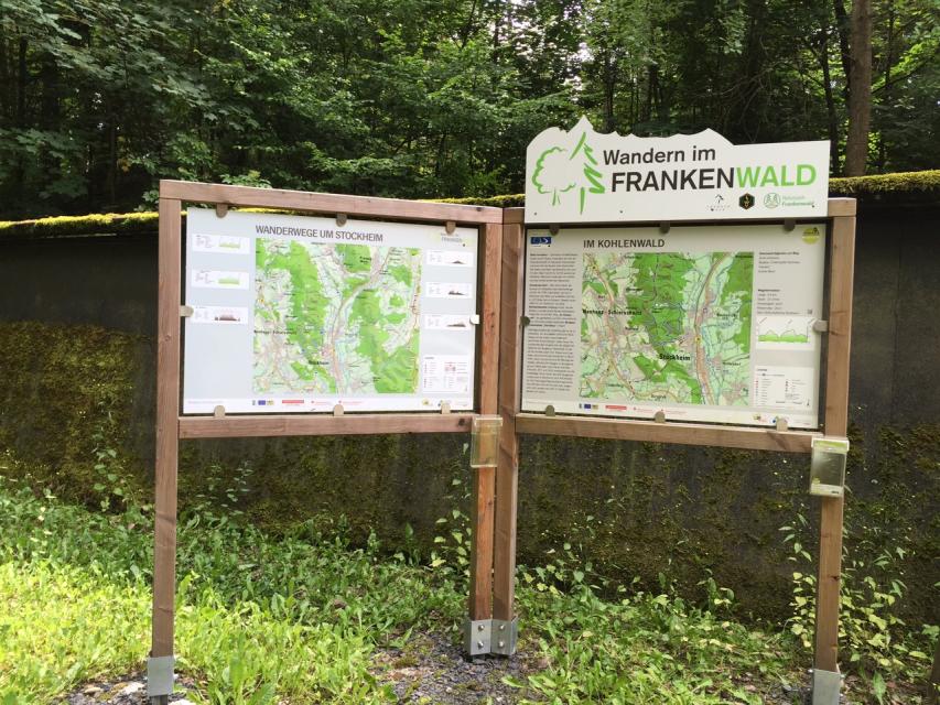 Startpunkt des 7 Kilometer langen FrankenwaldSteigla Im Kohlenwald.