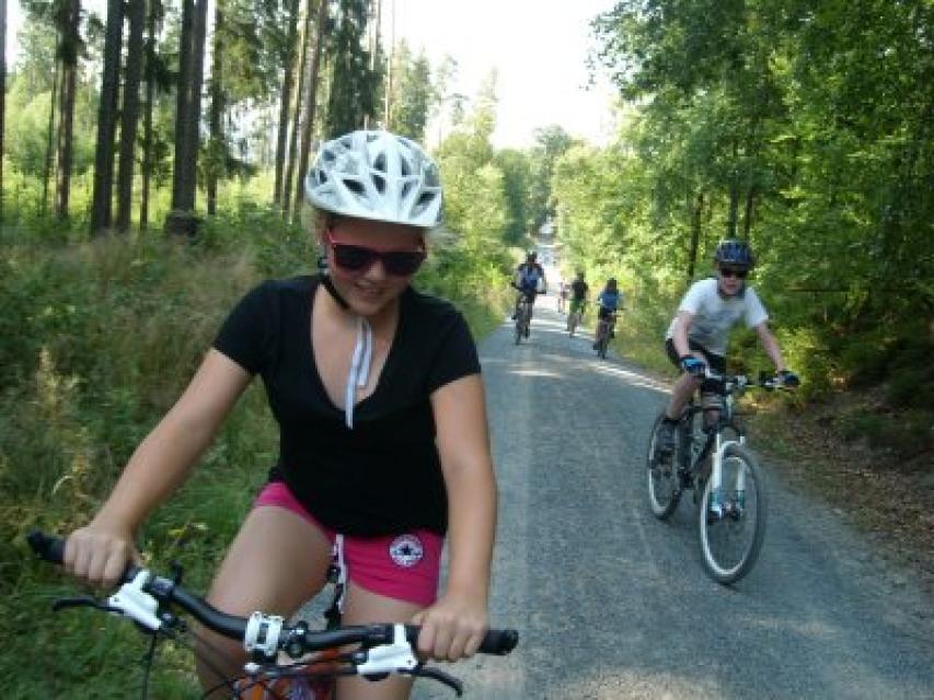 Geführte Mountainbiketouren mit den FUN-Bikern aus Steinbach am Wald.