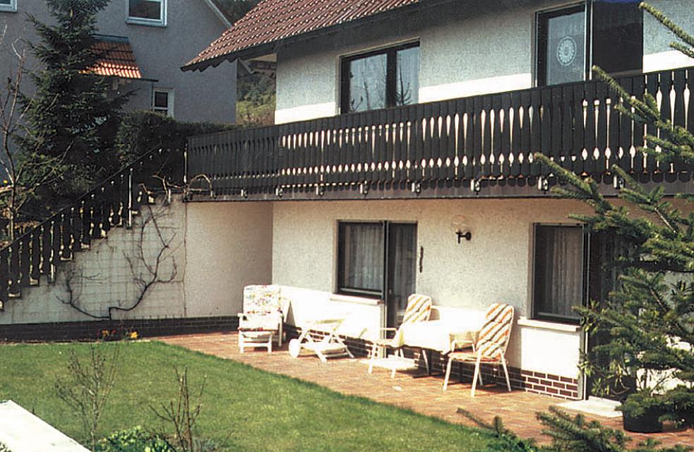 Gemütliche, gut ausgestattete Wohnungen am Ortsrand in ruhiger Südhanglage (EG/DG).