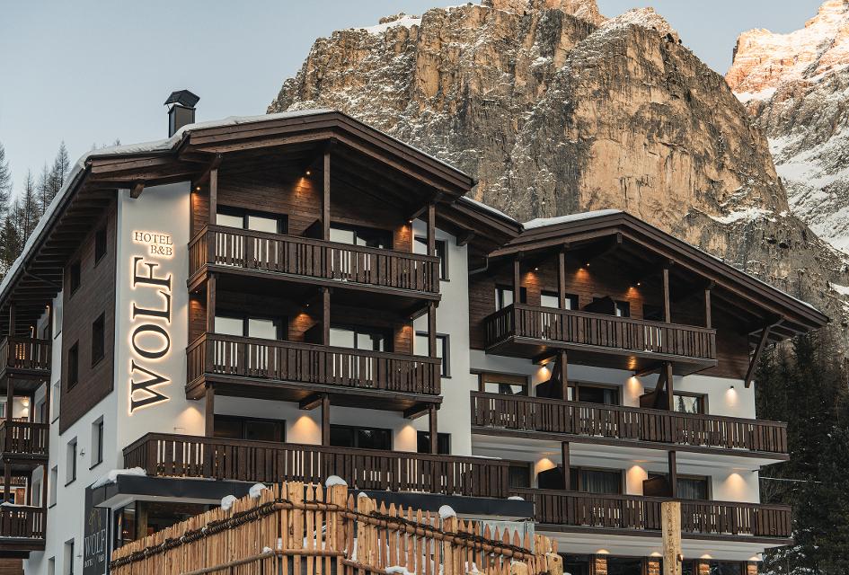 Ski in & ski out, convention with a restaurant