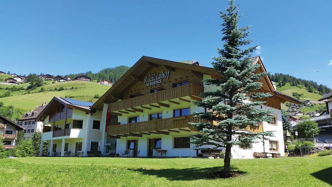 Noleggio sci privato - Hauseigener Skiverleih - private ski rental & service