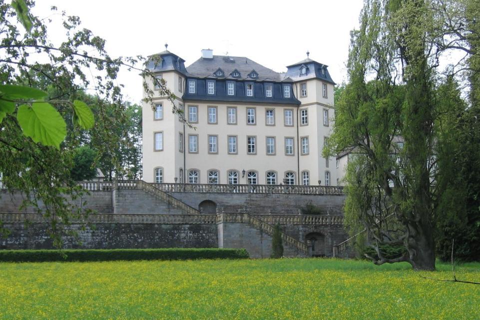Hochmittelalterliche Burg