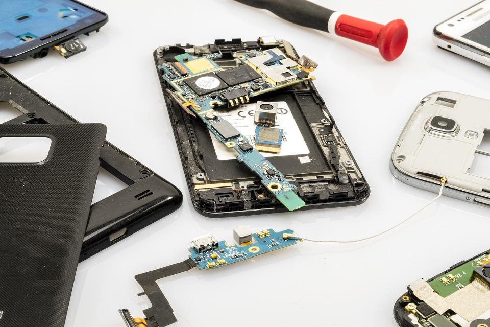 Smartphones und Tablets sind zukünftig leichter reparierbar 