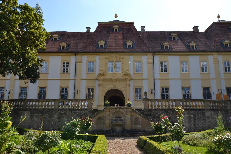 Wundervoller Mozart mit dem Bamberger Streichquartett im Innenhof des Barockschlosses Oberschwappach.