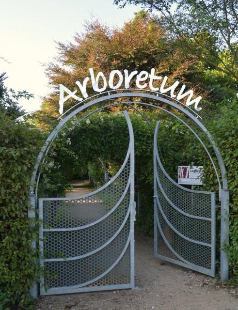 Arboretum Melzingen: Eingangspforte
