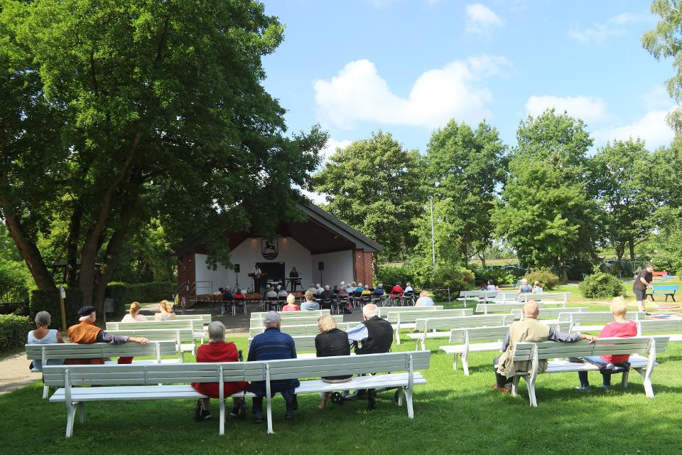 Musikpavillon Kurpark am See Bad Bodenteich 