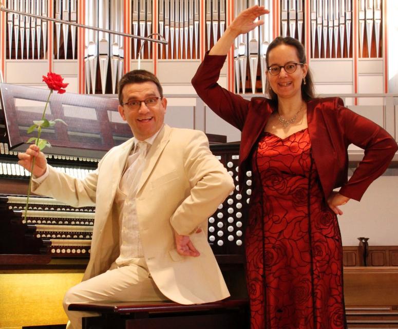 Die Orgel tanzt - Walzer, Tango, Boogie und Co.Ein humorvolles Orgelkonzert mit 4 Händen und 4 Füßen, bei dem die Pfeifen tanzen am Freitag, den 24. Mai 2024 um 19:30 Uhr in der St. Laurentius-Kirche Kirchgellersen mit Video-Übertr...