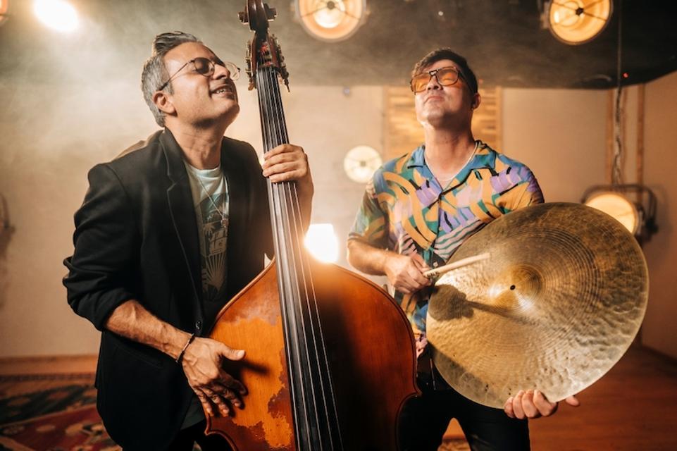 Get ready for a groundbreaking musical journey as the unparalleled double bassist Adam Ben Ezra hosts the spectacular drummer Michael Olivera (Alfredo Rodriguez, Richard Bona) for an exciting new project!With his boundless creativity, Adam is set to release in late 2024 an...