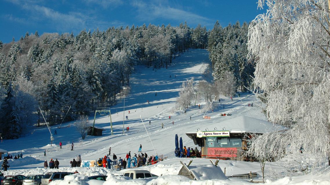 Winter- und Wandersportzentrum Skigebiet Eck-Riedelstein im Bayerischen Wald (850 - 1100 m)