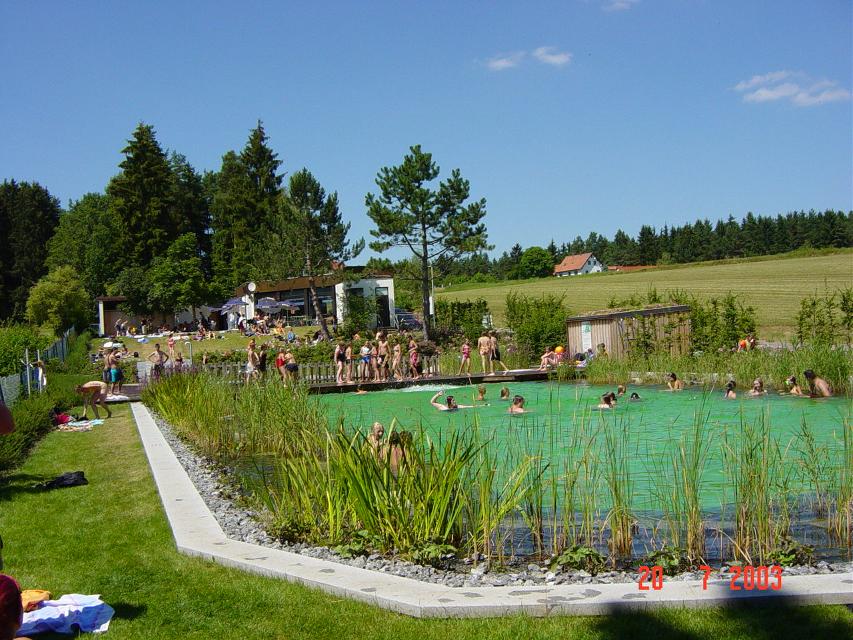 Naturbad mit Gaststätte