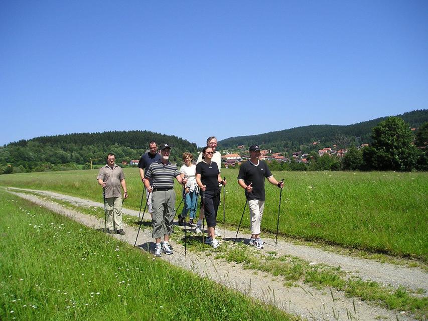 Die "Weiße Marter" ist eine mittlere Walkingstrecke auf wechselnder Wegbeschaffenheit. Sie führt durch Wald und Wiesen mit herrlichen Ausblicken!