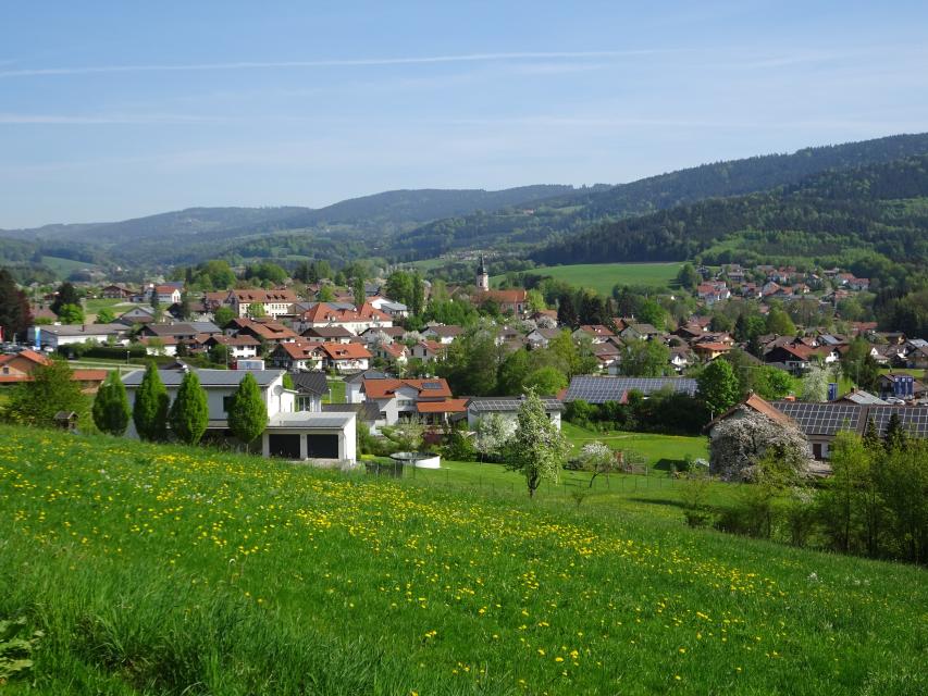 Wir laden Sie zu einem erholsamen und erlebnisreichen Urlaubsaufenthalt in unseren staatlich anerkannten Erholungsort Neukirchen mit Pürgl und Obermühlbach ein.