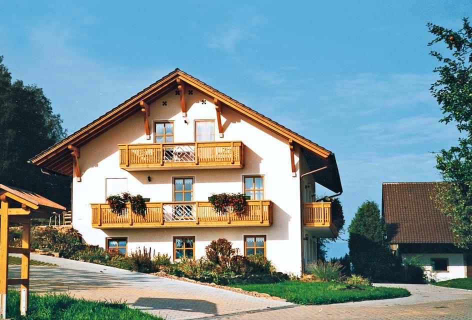 Urlaub, wie Urlaub sein soll: Der Bruckhof ist ein gepflegter und ruhig gelegener Bauernhof mit neuerbautem Gästehaus.